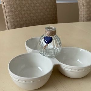 Clear Ribbed Glass Bud Vase Platter Decoration- Blue Heart 💙